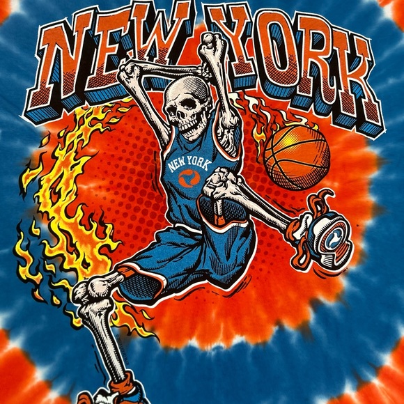 New York Knicks Dunker Basketball Grateful Dead Liquid Blue Shirt Size Medium - Picture 3 of 5